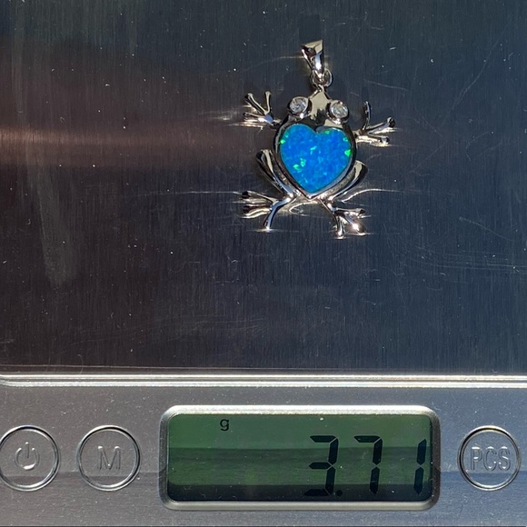 NWOT 925 sterling silver opal frog pendant 🐸 - Picture 13 of 13